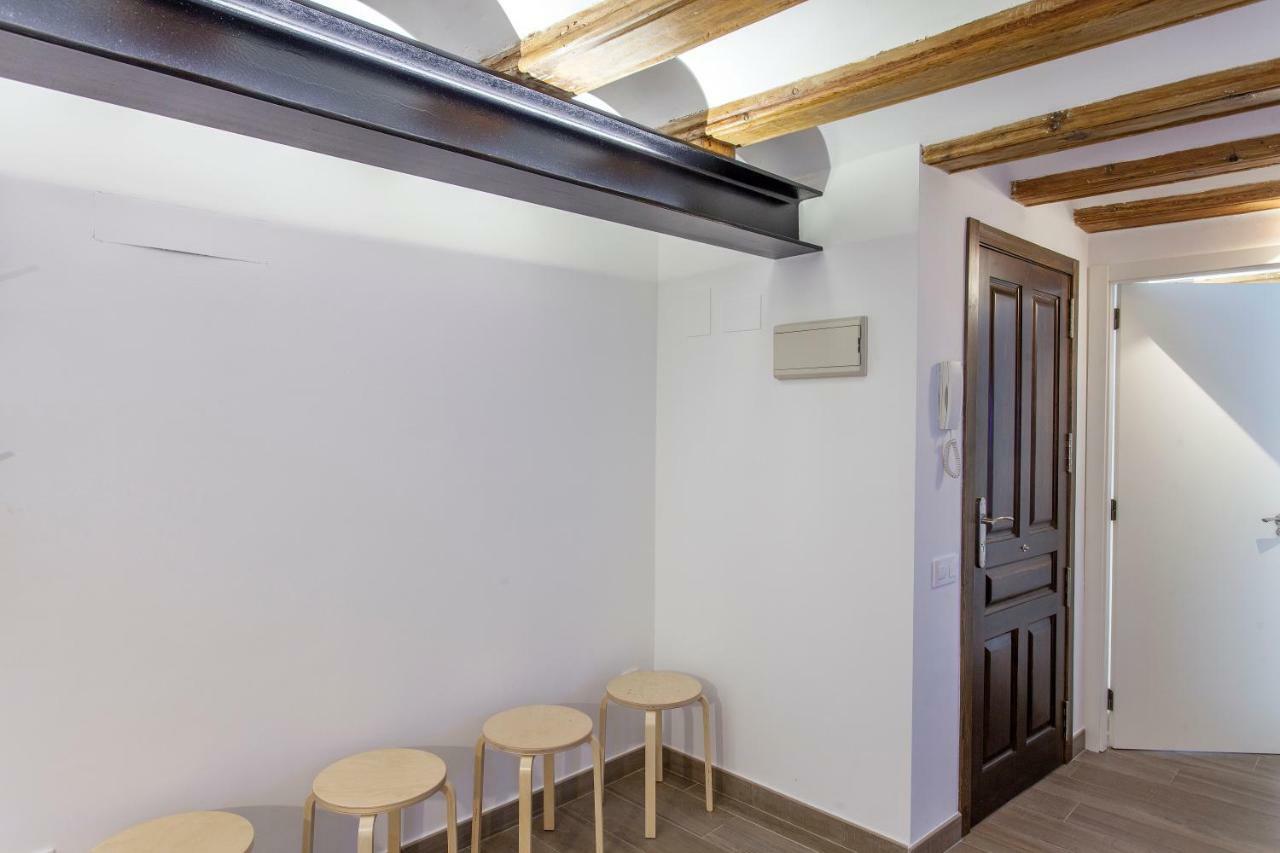 ApartUP Central Market II Valencia Bagian luar foto