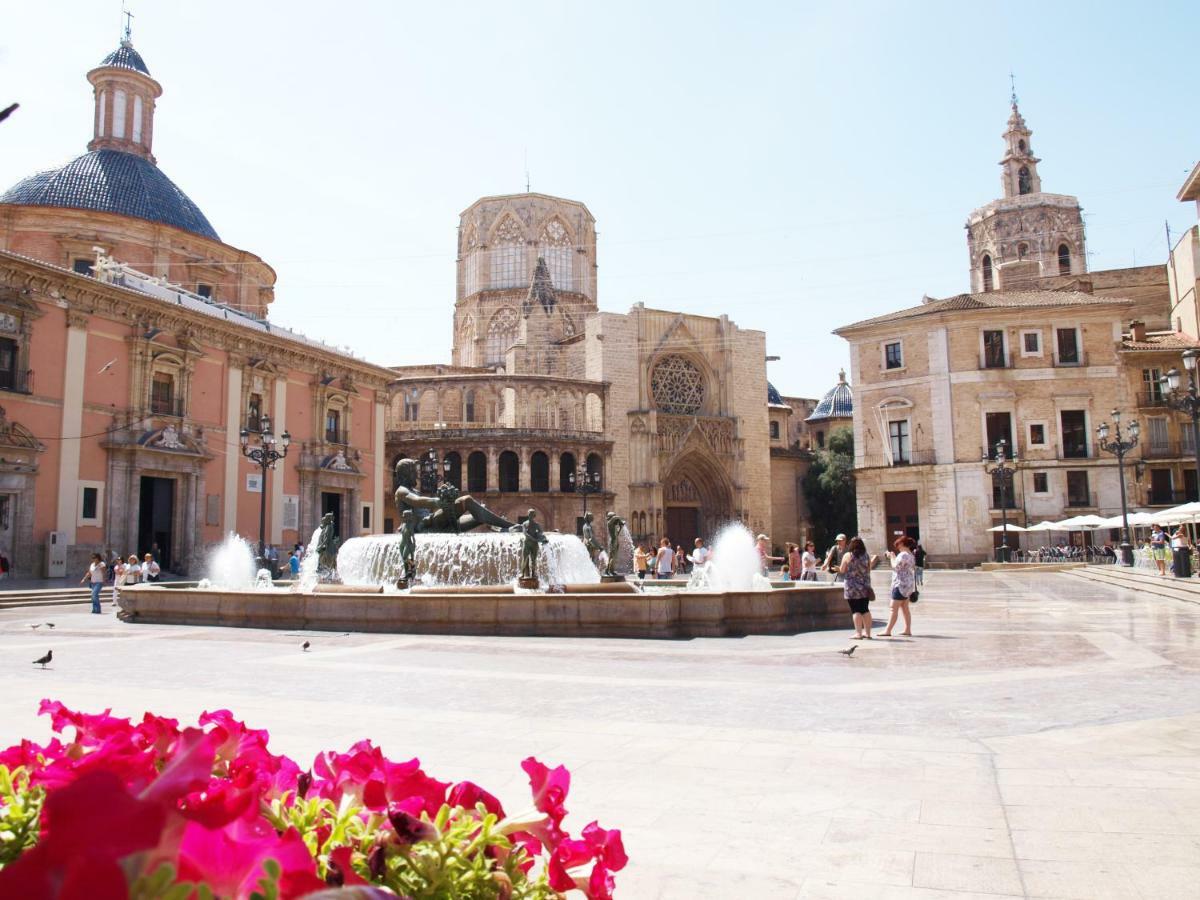 ApartUP Central Market II Valencia Bagian luar foto
