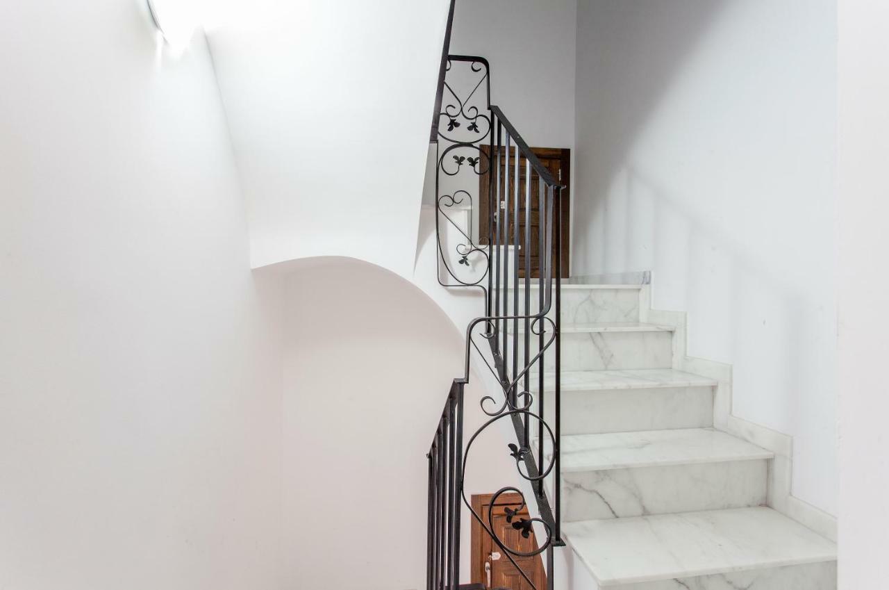 ApartUP Central Market II Valencia Bagian luar foto